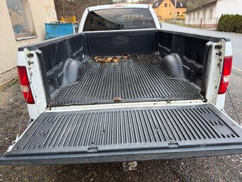 Ford F150 - 6