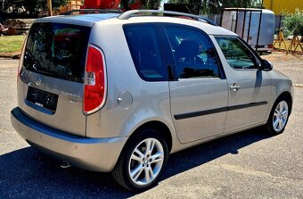 ROOMSTER 1.6i Elegance TIPTRONIC. - 6