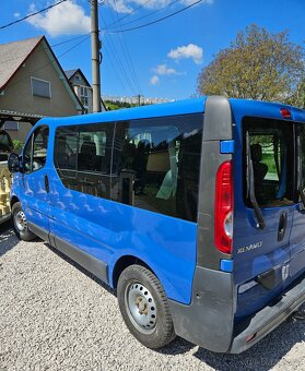 Renault Trafic 2.0 Passenger 2014 84kw 9 miest klima ťažné D - 6