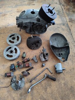 Motor ČZ 150C - 6