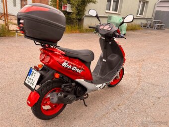 2014 SYM RED DEVIL 50 ccm, naj. 3700 km - 6