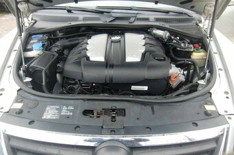 VW TOUAREG 3,0 TDI V6 - 6