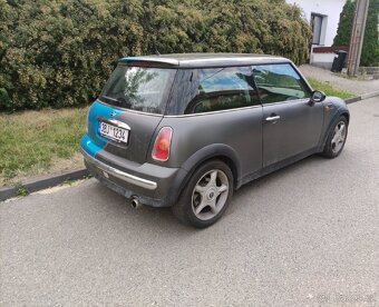 2003 MINI Cooper R50 1.6 85kW - celek na ND - 6