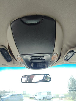 Chrysler Voyager 3,3 V6 + LPG - 6