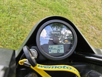 Brixton crossfire 125 XS - 6