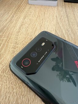 ASUS ROG Phone 6 12 GB | 256 GB Phantom Black - 6
