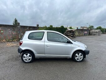 Toyota Yaris 1.0vvti bez koroze - 6