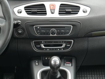 Renault Scénic 1.5 DCi , 81 kW nafta, 2010 - 6