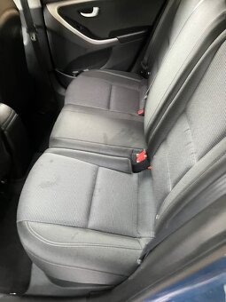 Hyundai i30, kombi, r.v. 02-2016, najeto 61000 km - 6