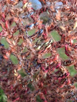 Teplý háčkovaný šátek - 6