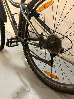 Author a-matrix 26 - 6