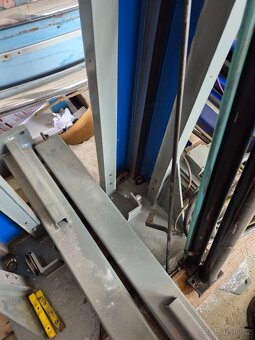 Dvousloupový zvedák ZTS AMI Litomyšl - 6