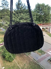 Vintage sametová kabelka černá - 6