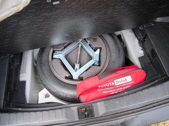 Toyota RAV4 Hybrid 4x4 - 6