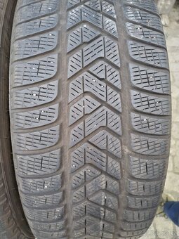235/60/18 zimni pneu PIRELI BRIDGESTONE 235/60 R18 - 6