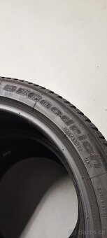 235/45/18 Goodrich g Force Winter2, 7.5mm-6.8mm, 4021. - 6