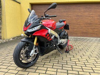 Aprilia Tuono V4 1100/RR - 6