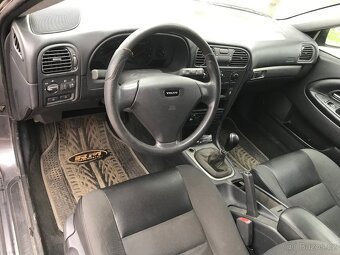 Volvo V40 1.9DI 85kW 2002 - 6