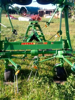 Obraceč sena a píce STOLL  Z550 HYDRO - 6