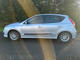 Hyundai i30 1,4i 80kW - rok 2011 - TOP STAV - Nová STK -ČR - 6