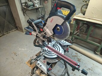 pokosová pila Bosch GCM 8 SJL - 6