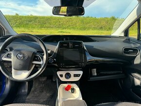 Toyota Prius 2016 1.8 hybrid, tažné,serviska, nízký nájezd - 6