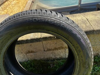 Prodám pneu 205/55 R 16 - 6