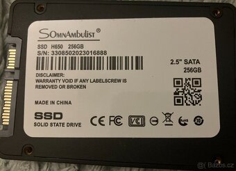 SSD disky 120 -256 GB, většina nových, cena od jednoho kusu - 6