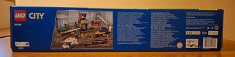 Prodám LEGO City Trains 60198 nákladní vlak - 6
