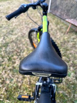 Author a-matrix 26 - 6