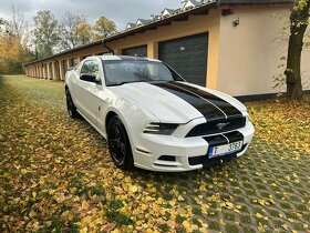 Ford Mustang 2014 3.7 - 6