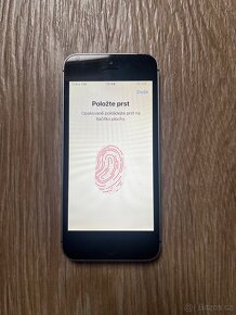 Apple iPhone SE 32GB Černý - 6