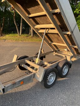 Bržděný sklopný Příves Anssems 2000 kg, nájezdy - 6