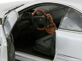 1:18 Rarita Mercedes S-Coupe CL500 W215 Autoart - 6
