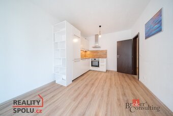 Pronájem, byty/2+kk, 46 m2, Stanislavského 1239/3, 72100 Ost - 6