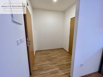 Pronájem novostavby 1+kk v centru, 28 m2 - 6