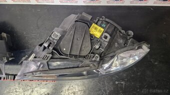 Predam svetlomety BMW E92 E93 - 6