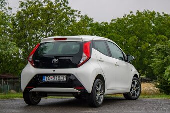Toyota Aygo 1.0 VVT-i x-play - 6