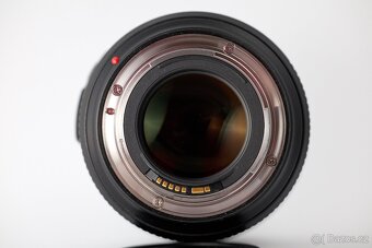 Prodám objektiv Canon EF 85mm F1.4 L - 6