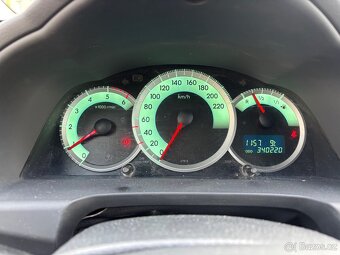 Toyota Corolla Verso - 6