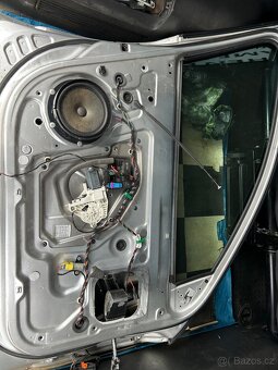 Levé přední dveře Superb 2 - 6