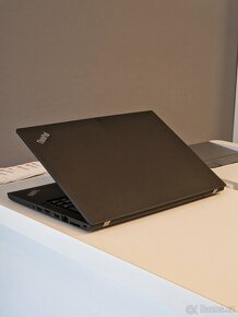 Lenovo ThinkPad T480 - 6