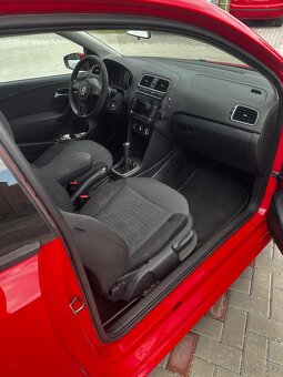 VW Polo 5, 1.4 benzín 63 kw třídveřová verze - 6