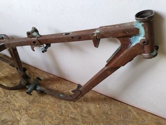 Jawa pérák, Ogar 350 - rám a nádrž - 6