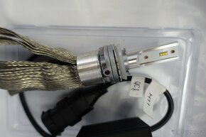 LED žárovky H 11 AMIO RS + - 6