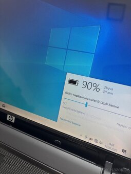 Funkční notebook HP s grafikou ATI - 6