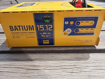 Nabíječka autobaterií GYS Batium 15A, 6/12V - 6