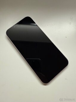 iPhone 13 růžový 128GB, zachovalý - 6