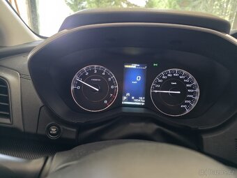 Prodám Subaru 1.6 XV automat 4x4 - 6