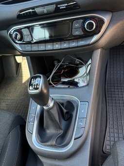 Prodám Hyundai I 30 combi - 6